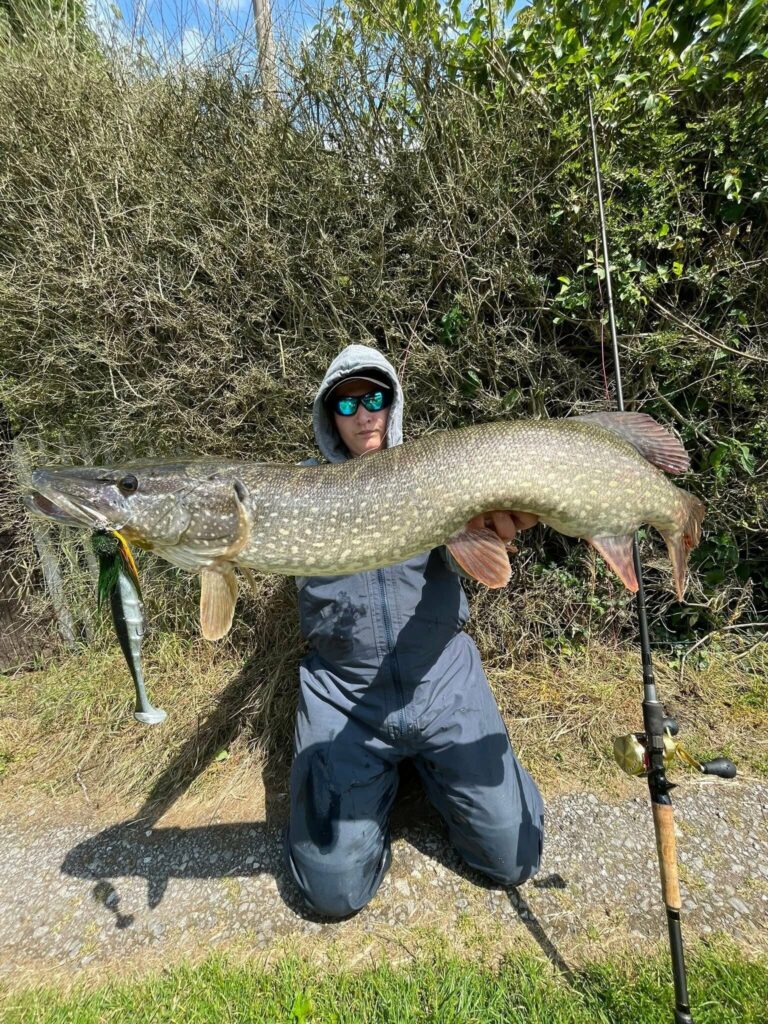 Brochet de 100 cm pris par Lilian