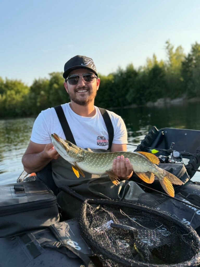 Brochet de 65 cm pris par Lucas